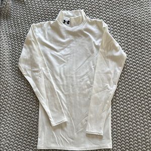 Under Armour White Long Sleeve Shirt:turtleneck